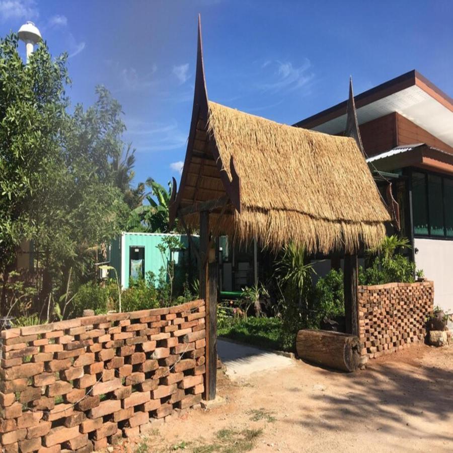 Oyo 503 Phuket Numnoi Hotel Bang Tao Beach  Buitenkant foto