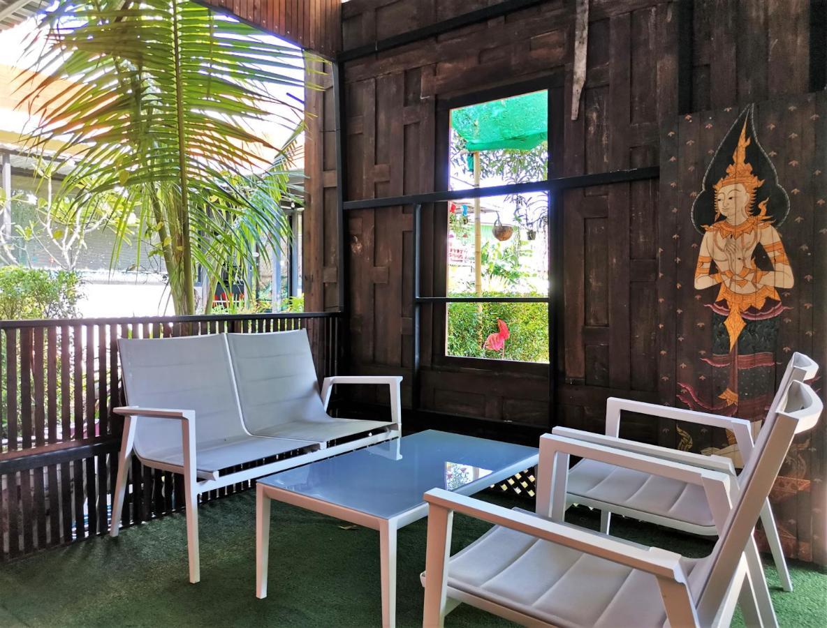 Oyo 503 Phuket Numnoi Hotel Bang Tao Beach  Buitenkant foto